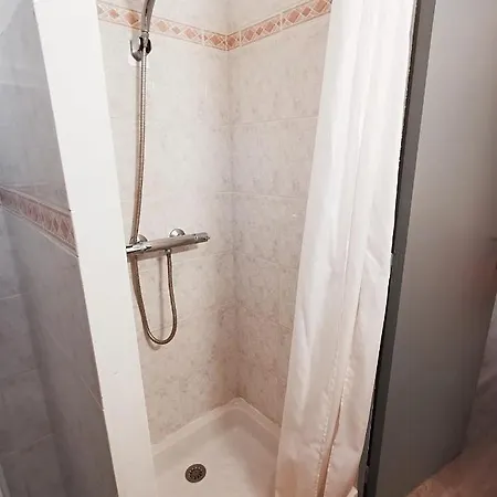 Sur Les Paves Du Pont Vieux... *