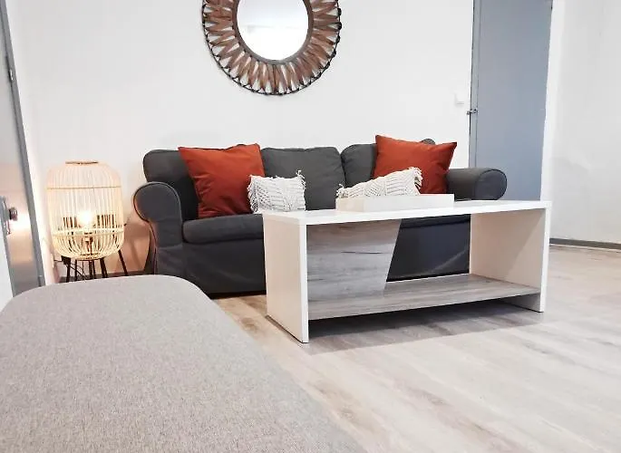 Sur Les Paves Du Pont Vieux... *