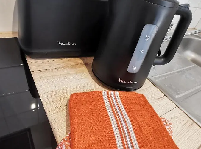 Sur Les Paves Du Pont Vieux... Lejlighed