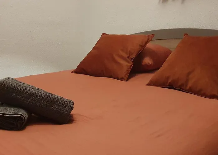 Sur Les Paves Du Pont Vieux...